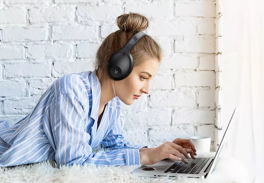 Tronsmart Apollo Q10 z ANC i autonomią do 100 godzin można kupić na AliExpress w promocyjnej cenie