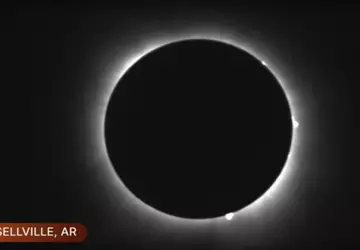 Pierwszy materiał filmowy z zaćmienia Słońca ...