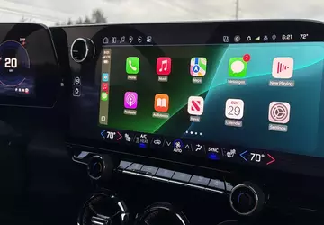 GM zrezygnował z CarPlay i Android ...