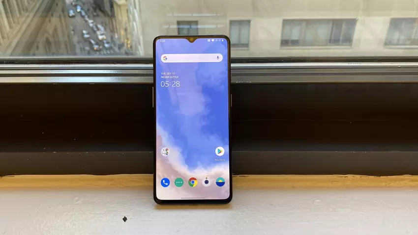 OnePlus 7T otrzymał pierwszą aktualizację OxygenOS: naprawiono błędy i poprawiono kamerę