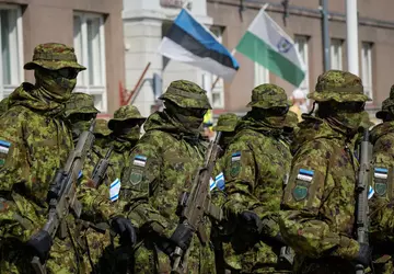 Estonia twierdzi, że może walczyć z ...