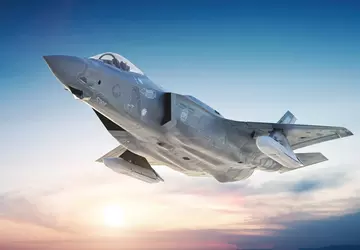 Holandia kupi amerykańskie pociski manewrujące AGM-158B ...