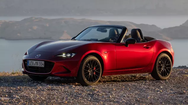 Mazda dopuszcza, że MX-5 zachowa silnik ...