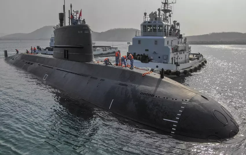 Pakistan otrzymuje drugi okręt podwodny klasy Hangor, który jest modyfikacją chińskiego okrętu podwodnego 