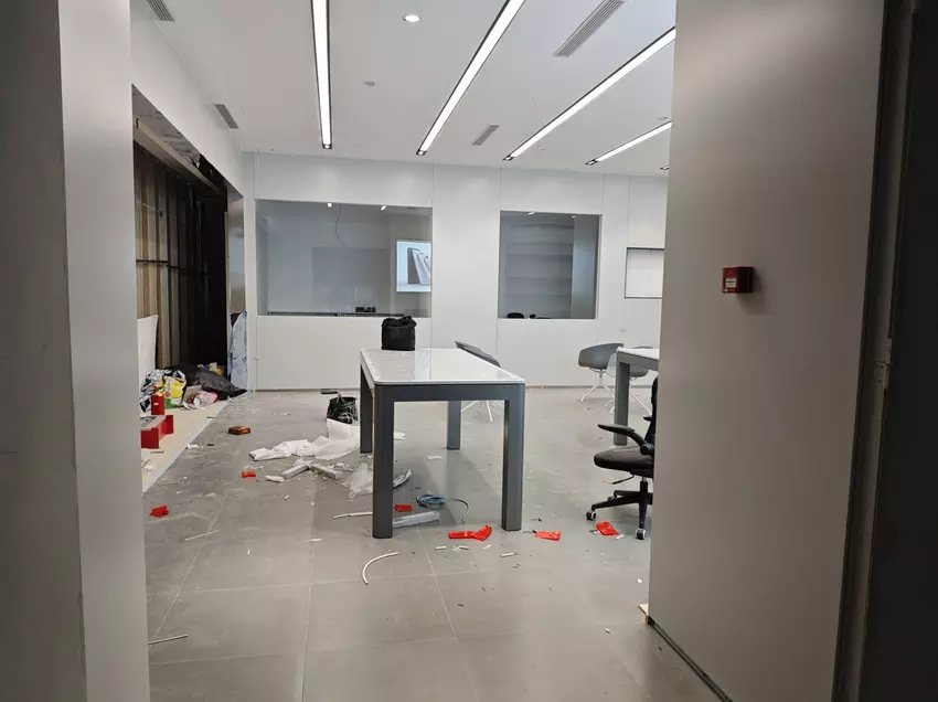 To ciekawe: Xiaomi instaluje szklane ściany w autoryzowanych serwisach, aby zbudować zaufanie klientów