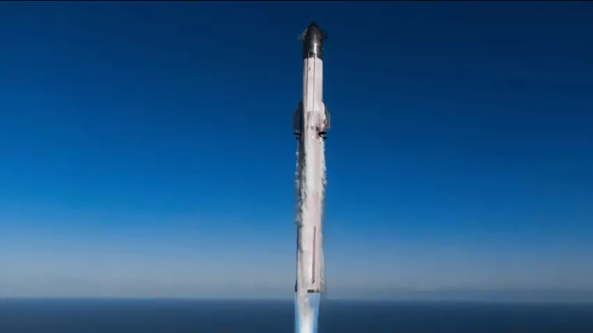 Statek kosmiczny SpaceX Flight 7 Elona Muska eksploduje podczas ponownego wejścia w atmosferę (wideo)