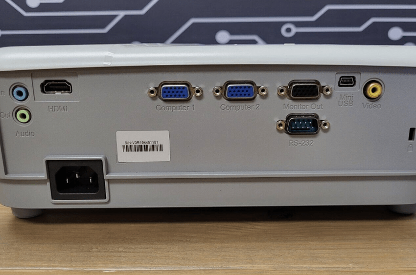 PA503S kontra PA503W