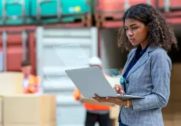 Ponad 1300 brytyjskich ekspertów nazywa sztuczną ...