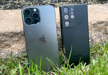 Dwie firmy kontrolują 77% rynku smartfonów ...