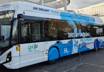 Iveco Bus dostarczył pierwszy autobus wodorowy ...