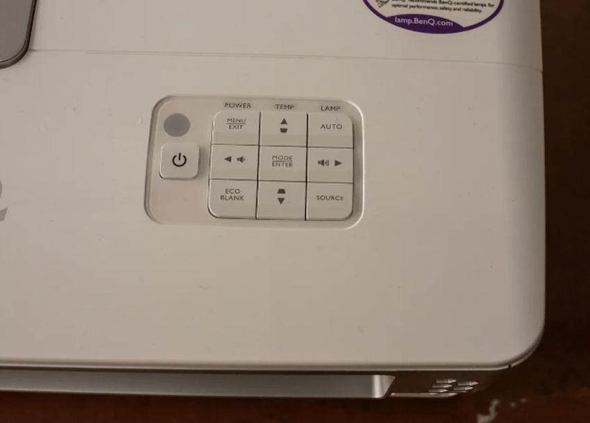 porównanie W1070 vs W1080ST