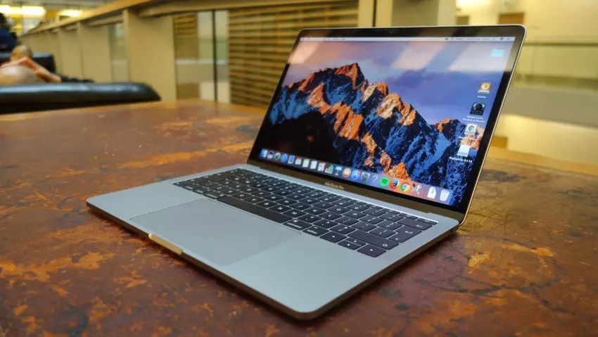 W bateriach MacBooka Pro wybuchają: Apple obiecuje wymienić baterie za darmo