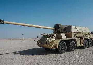 Słowacka samobieżna haubica Zuzana 2 o ...