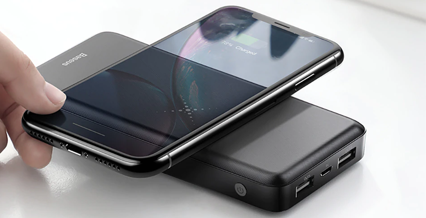 Powerbank z funkcją bezprzewodowego ładowania