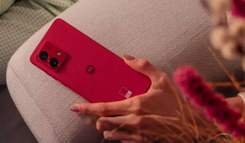 Moto G84 z układem Snapdragon 695, wyświetlaczem OLED 120 Hz, aparatem 50 MP i ceną 299 euro jest już dostępna w Europie