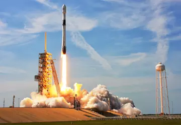 FAA nakłada na SpaceX karę 175 ...