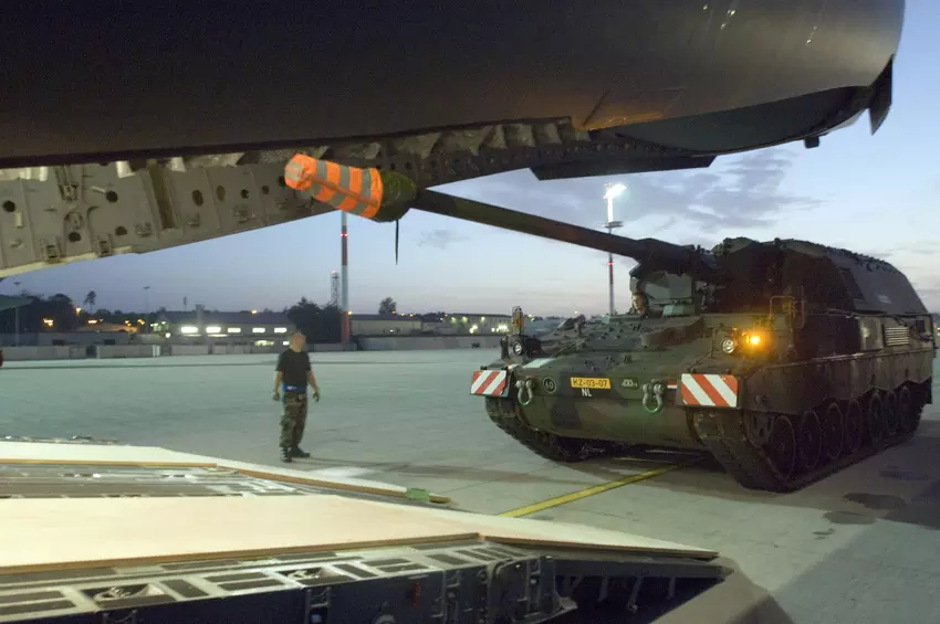 Ukraina będzie mogła naprawiać niemieckie samobieżne haubice Panzerhaubitze 2000 na Litwie w ramach wspólnego przedsięwzięcia Rheinmetall i KMW.