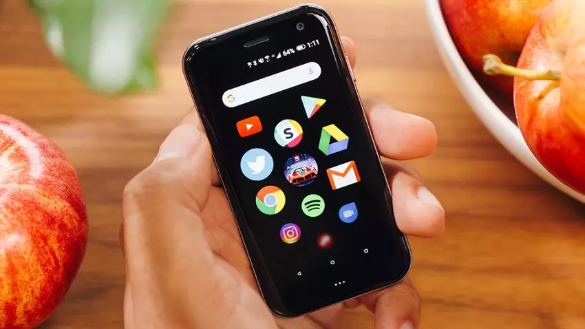 Miniaturowy Palm Phone teraz działa autonomicznie