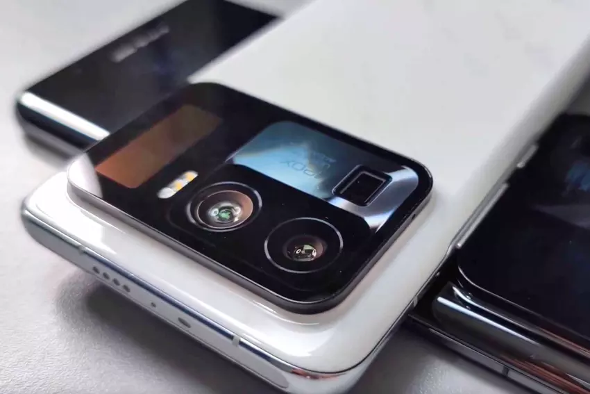 Pojemności baterii Xiaomi 12, Xiaomi 12 Ultra i Xiaomi 12 Pro ujawnione