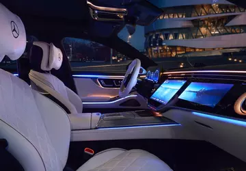 Mercedes-Benz opatentował siedzenia z masażem głowy