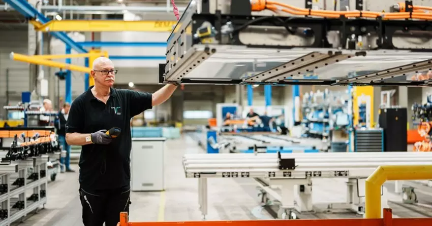 Regeneracja akumulatorów w zakładzie Mercedes-Benz