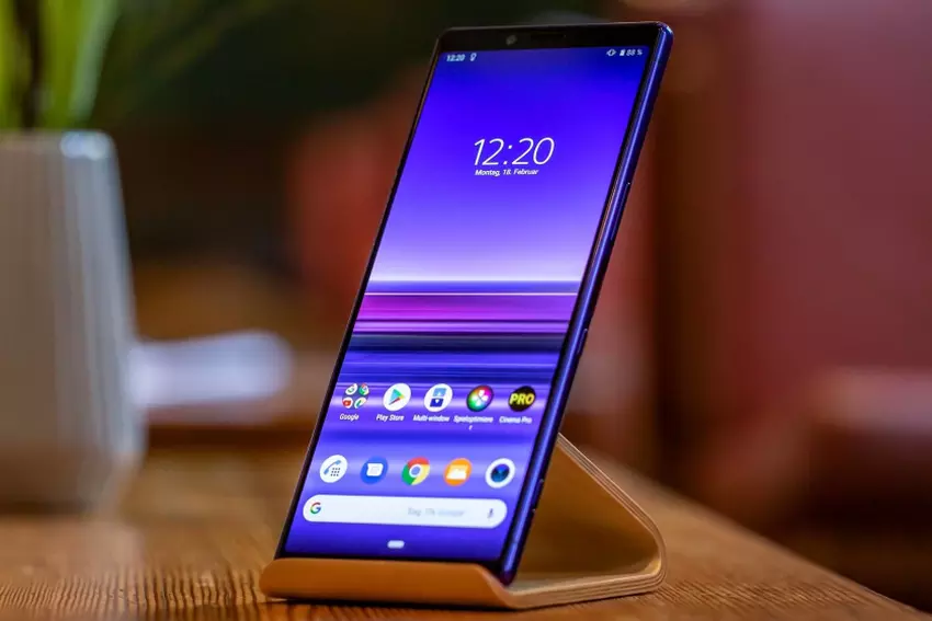 Nowy flagowy Sony Xperia 2 wyjdzie w dwóch wersjach: z wyświetlaczami  OLED i IPS