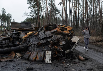 Nexter stworzy drona kamikadze Larinae o ...