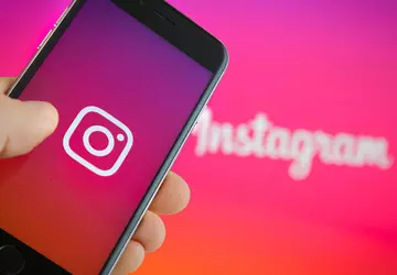 Instagram testuje naklejki z tekstami piosenek
