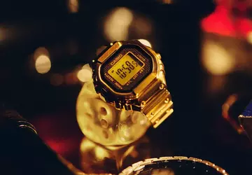 Casio CRW-001G-9: cyfrowy zegarek-pierścień oficjalnie trafia ...