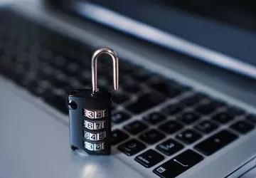 Apple ostrzega polskiego prokuratora o możliwym ...