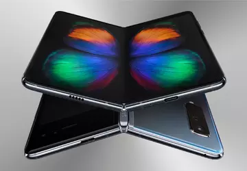 Składany smartphone Samsung Galaxy Fold pojawi ...