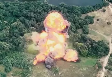 Ukraińskie Siły Zbrojne rozerwały rosyjską wyrzutnię ...