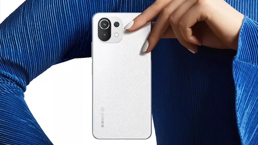 Smartfon Xiaomi 11 Lite 5G NE rozpoczął aktualizację do wersji MIUI 12.5 Enhanced Edition