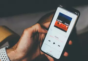 Apple kupuje start-up AI Music, który ...