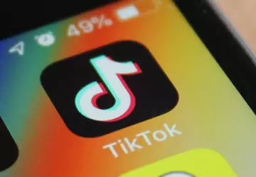 TikTok wyjaśnia swoje odrzucenie reklamy politycznej