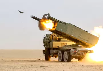 Pentagon potwierdził przekazanie na Ukrainę czterech ...