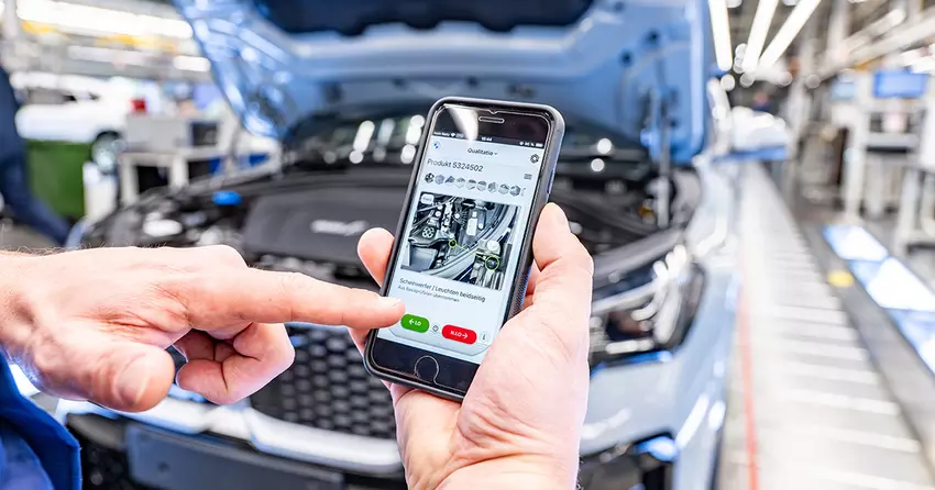 Demonstracja działania GenAI4Q w fabryce BMW Group