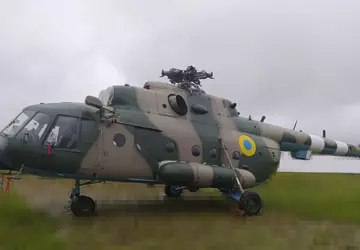 Łotwa przekazała Ukrainie dwa śmigłowce Mi-17 ...