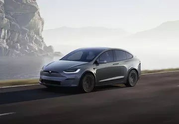 Akcje Tesli w dół o 6%, ...