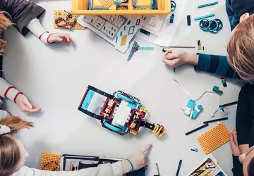 LEGO ogłosiła zestaw młodego twórcy robotów