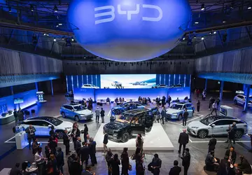 Chińska firma BYD zaczęła sprzedawać samochody ...