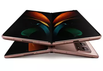 Samsung rozpoczyna aktualizację Galaxy Fold 2 ...