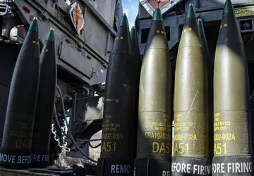 Stany Zjednoczone zwiększyły produkcję pocisków artyleryjskich ...