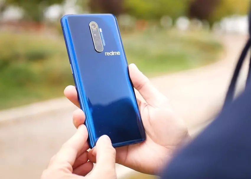 Realme X2 Pro z chipem Snapdragon 855+, kamerą na 64 Mp i szybkim ładowaniem przy 50 W, trafił do sprzedaży w Europie