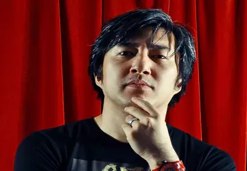 Dyrektor generalny Grasshopper, Suda51, mówi, że ...