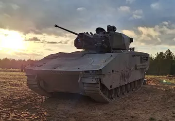 Łotwa zamawia 42 wozy bojowe ASCOD ...