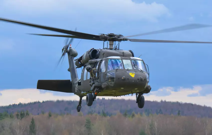 Armia USA przewiduje dwuletnie opóźnienie modernizacji śmigłowca UH-60 Black Hawk z powodu problemów z produkcją silnika T901