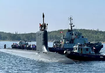 Marynarka Wojenna Stanów Zjednoczonych wysłała do ...