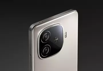 iQOO Neo 10R jest prezentowany w ...