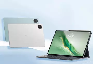 Trzy kolory, podwójny aparat i obsługa ...